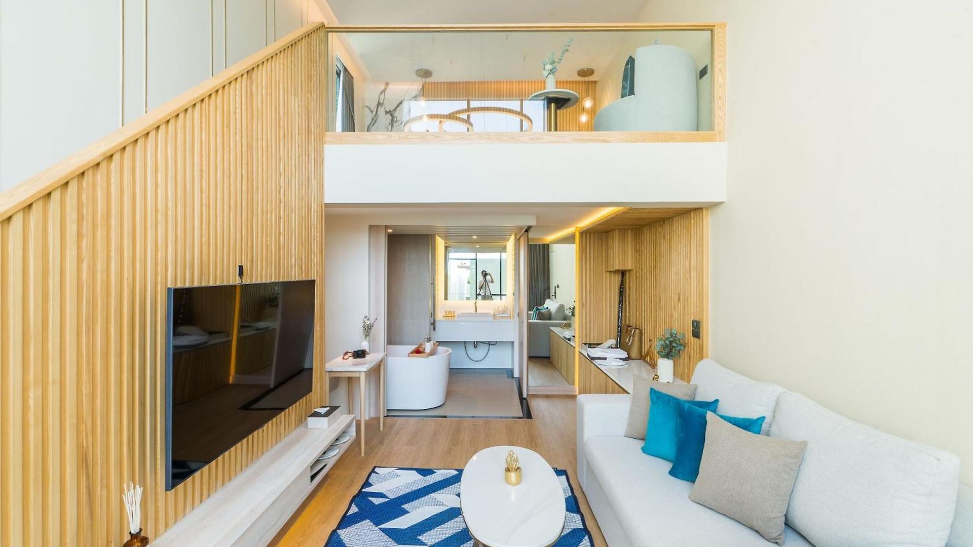 Mila Kohlarn มิ-ลา เกาะล้าน โรงแรม *