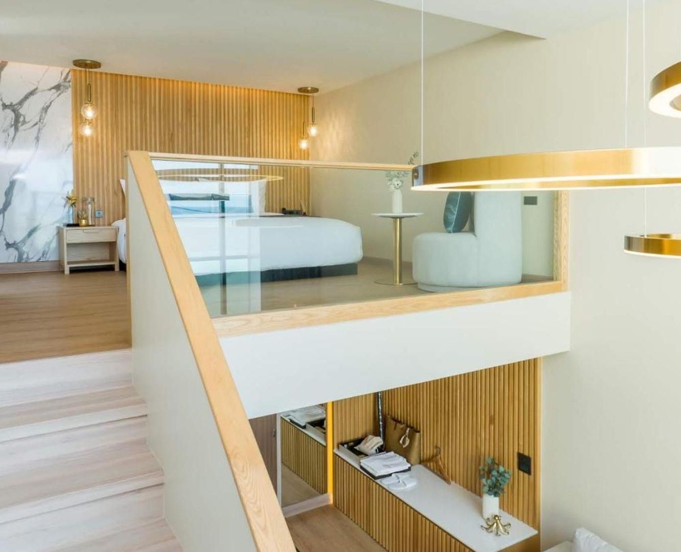 Mila Kohlarn มิ-ลา เกาะล้าน โรงแรม *