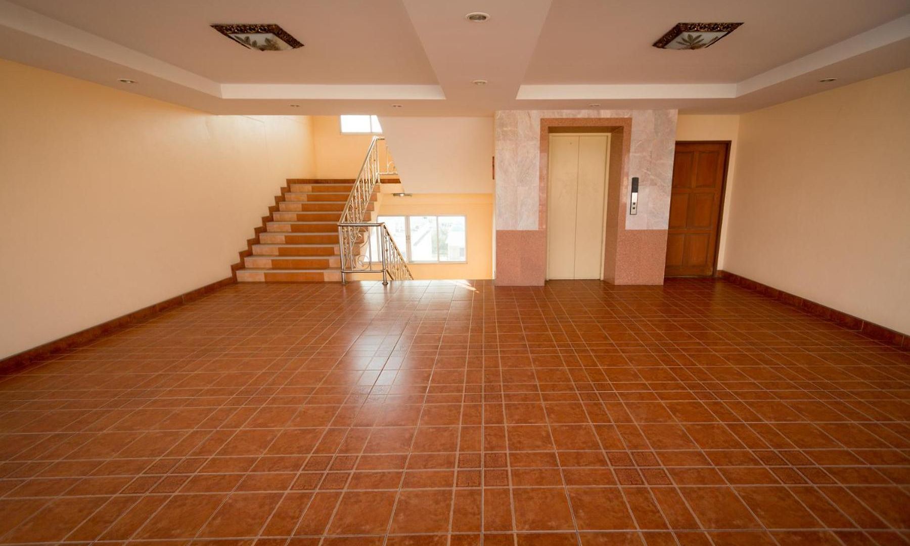นาวิน แมนชั่น 2 Navin Mansion 2 โรงแรม