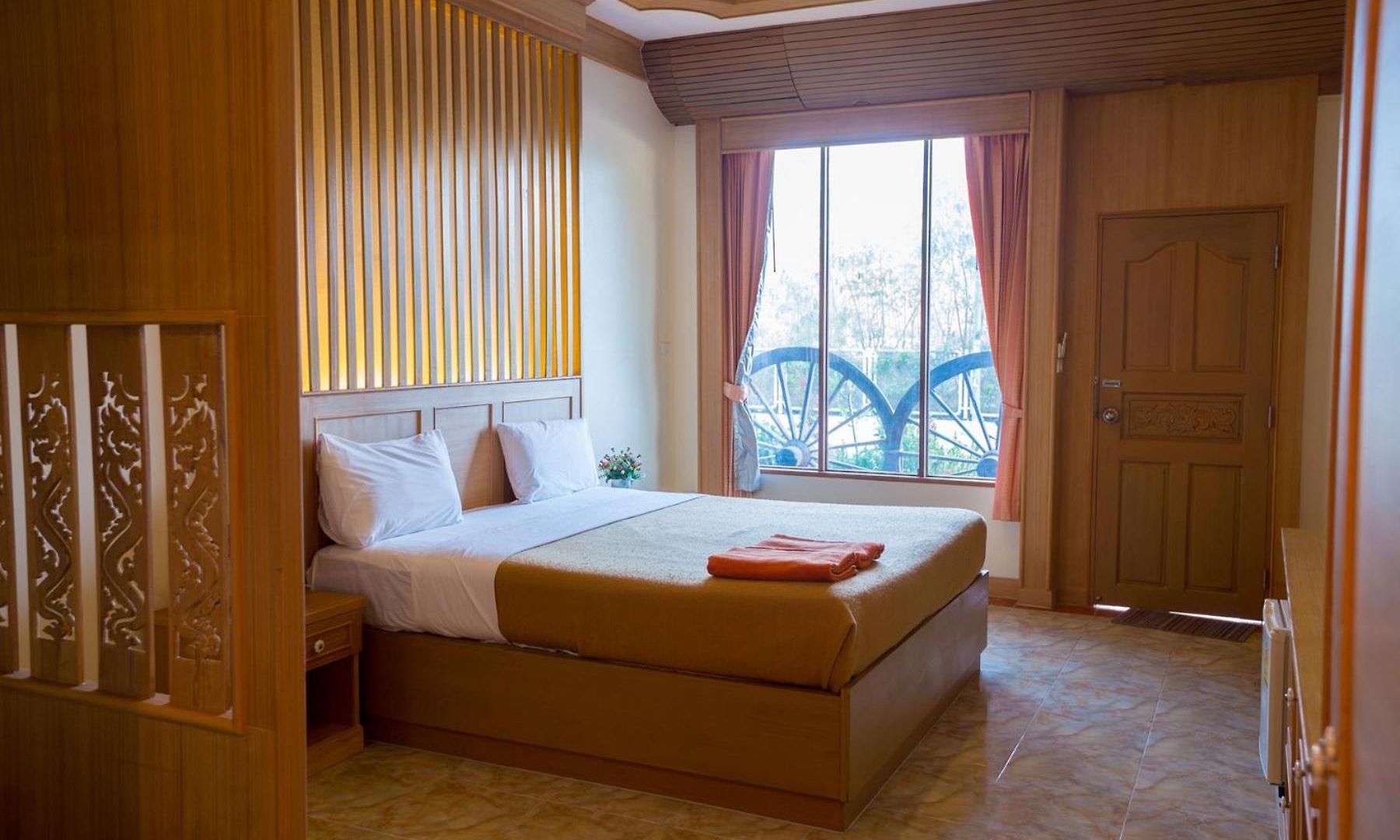 โรงแรม นาวิน แมนชั่น 2 Navin Mansion 2 Pattaya
