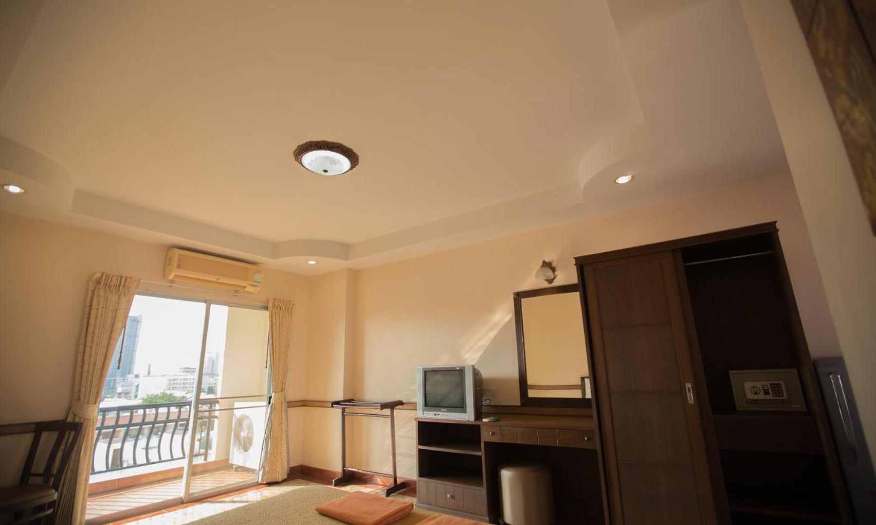 นาวิน แมนชั่น 2 Navin Mansion 2 โรงแรม