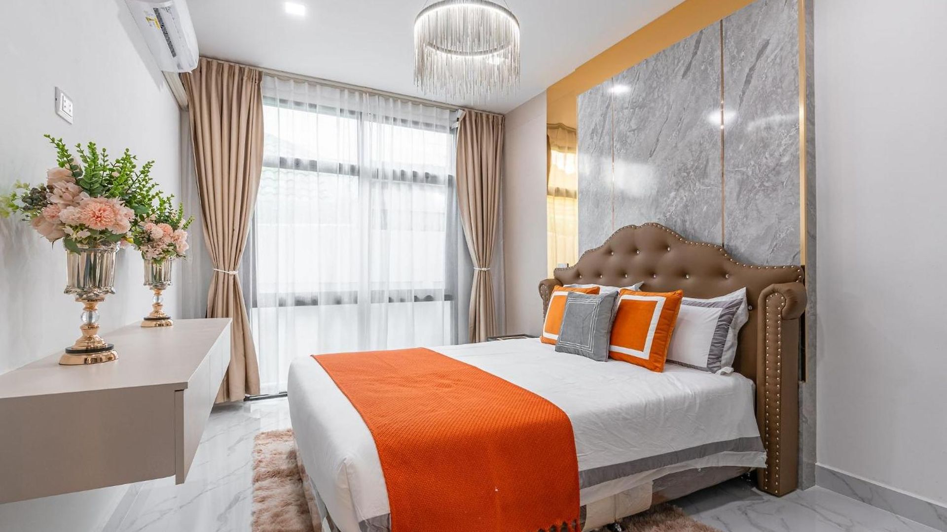 Luxury 3br Private Pool Near Walking Street วิลล่า *