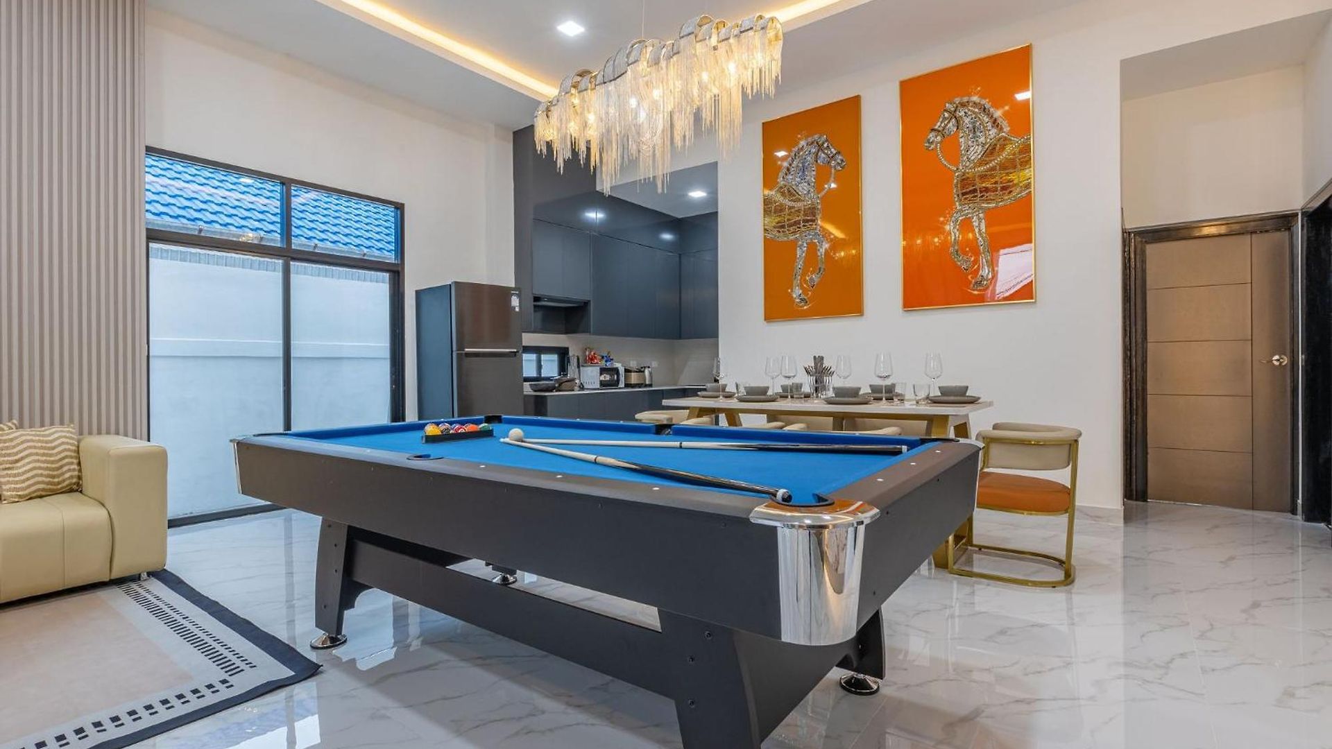 Luxury 3br Private Pool Near Walking Street วิลล่า
