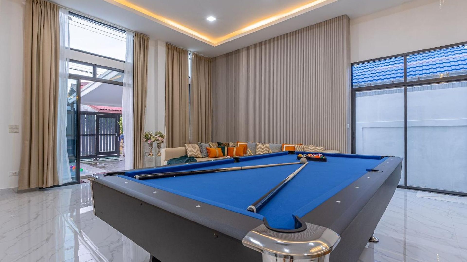 Luxury 3br Private Pool Near Walking Street Pattaya