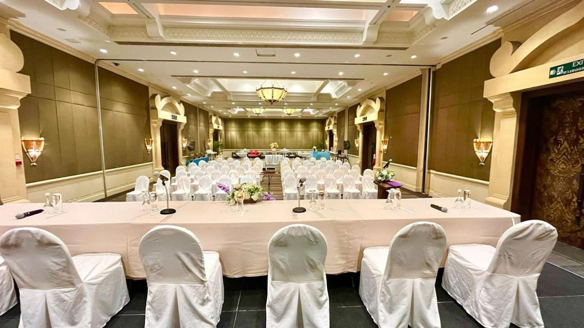 Garden Cliff And 5* Pattaya