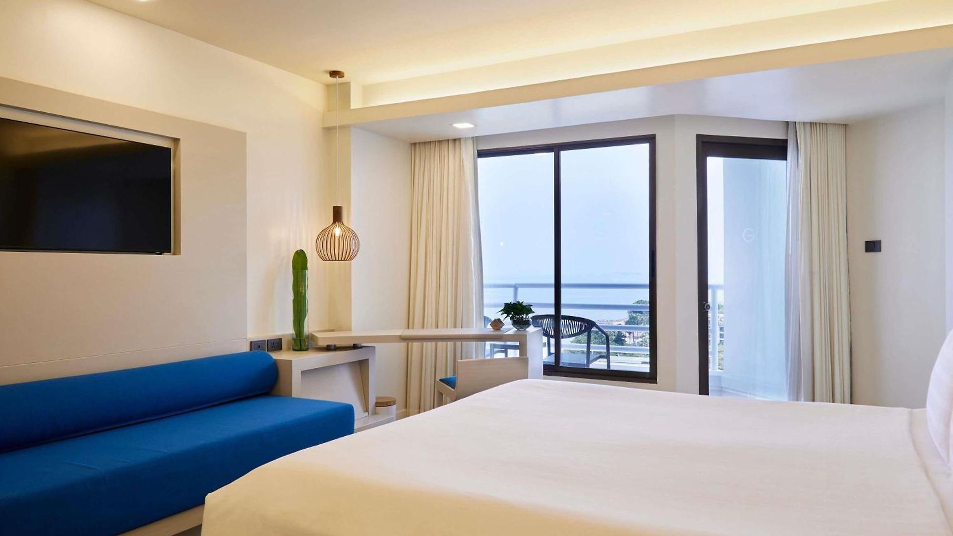 โรงแรม Pullman G