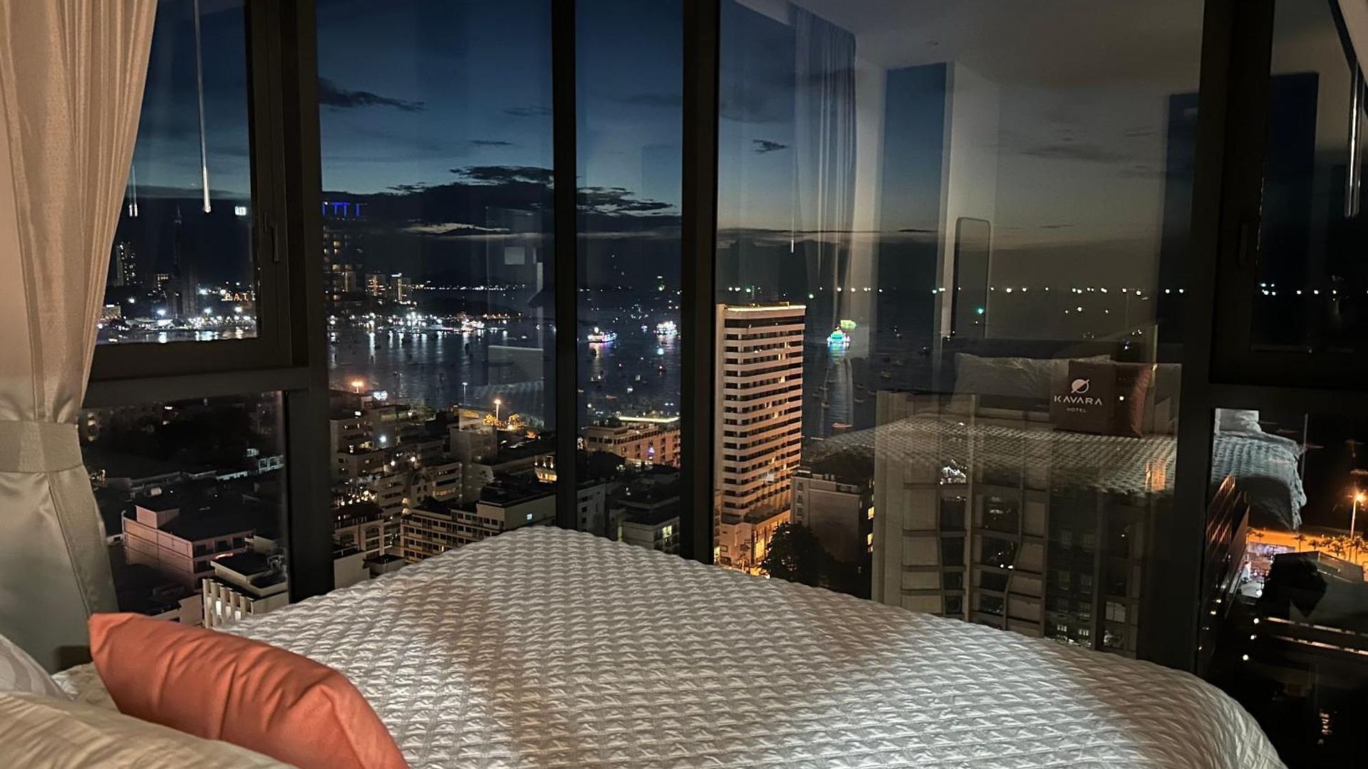 503 Edge芭提雅25层正海景大二房二厅二卫, 沙滩+步行街+购物中心 Pattaya