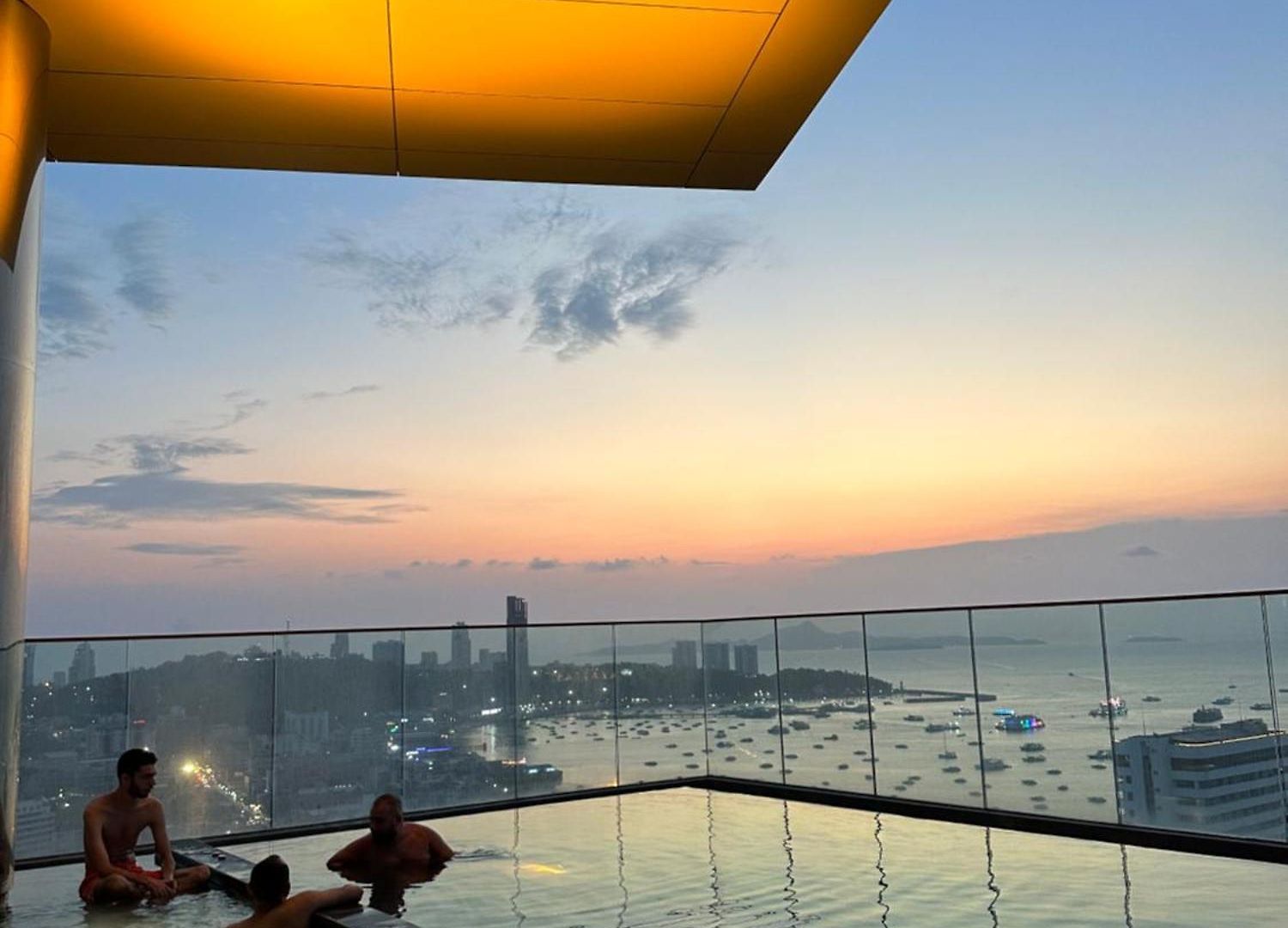 503 Edge芭提雅25层正海景大二房二厅二卫, 沙滩+步行街+购物中心 * Pattaya