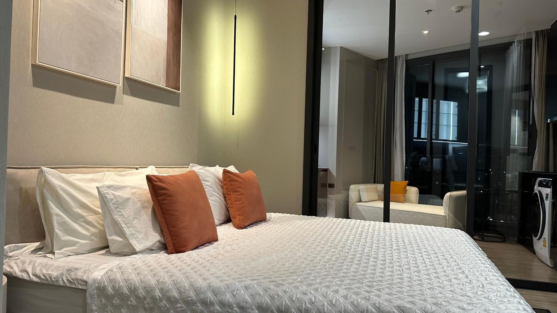 502 Edge 25th Floor Sea View With King Size Bed Pattaya