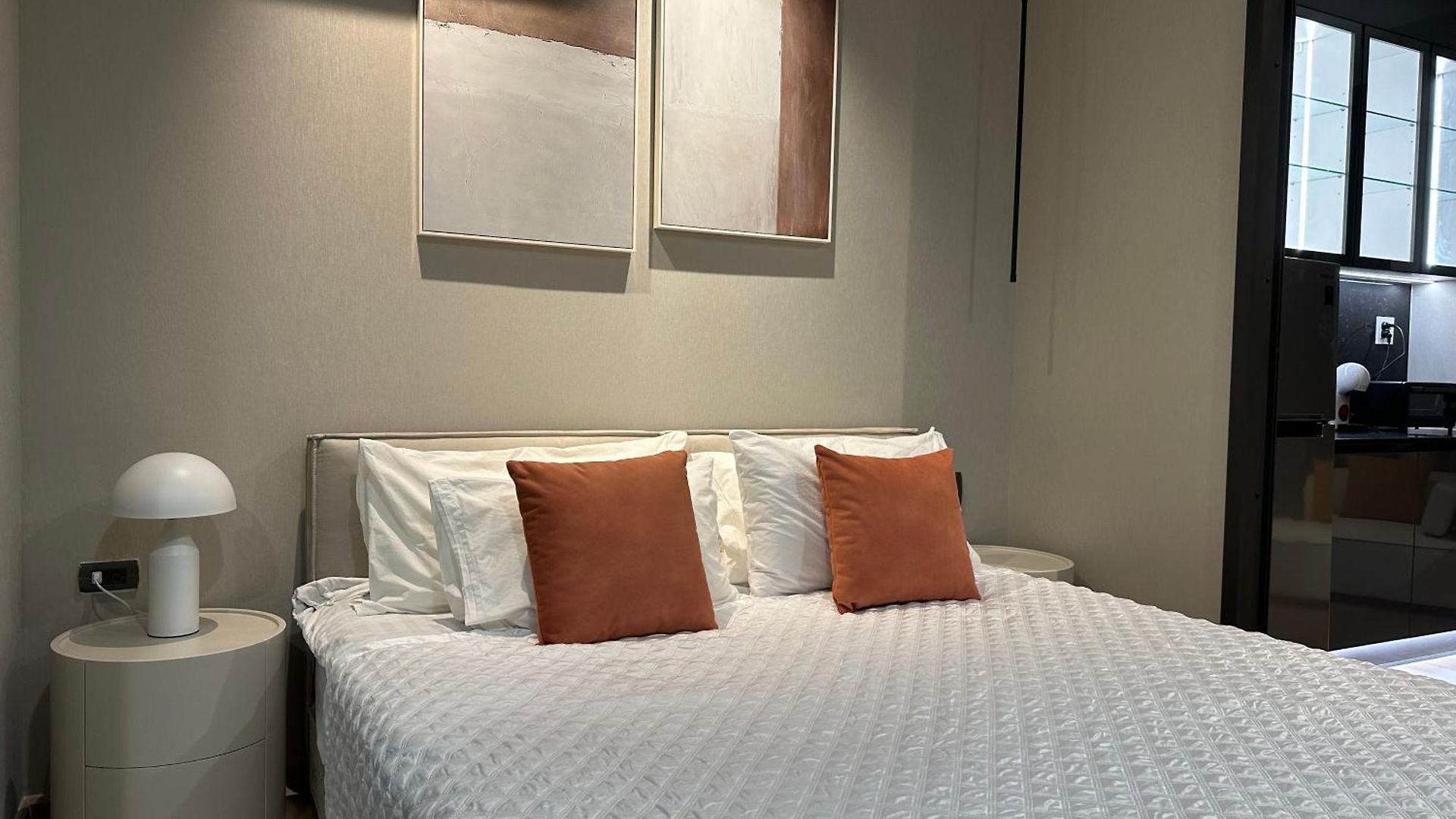 502 Edge 25th Floor Sea View With King Size Bed