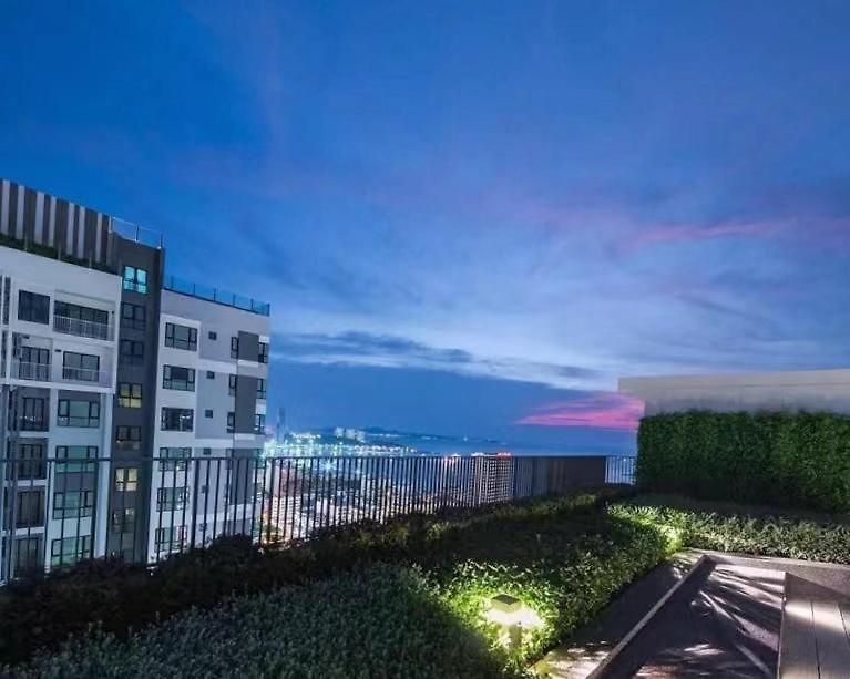 Base海景网红顶层无边泳池 双卧室套房 Aparthotel 3*