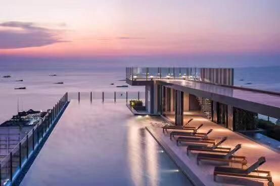 Aparthotel Base海景网红顶层无边泳池 双卧室套房 Pattaya
