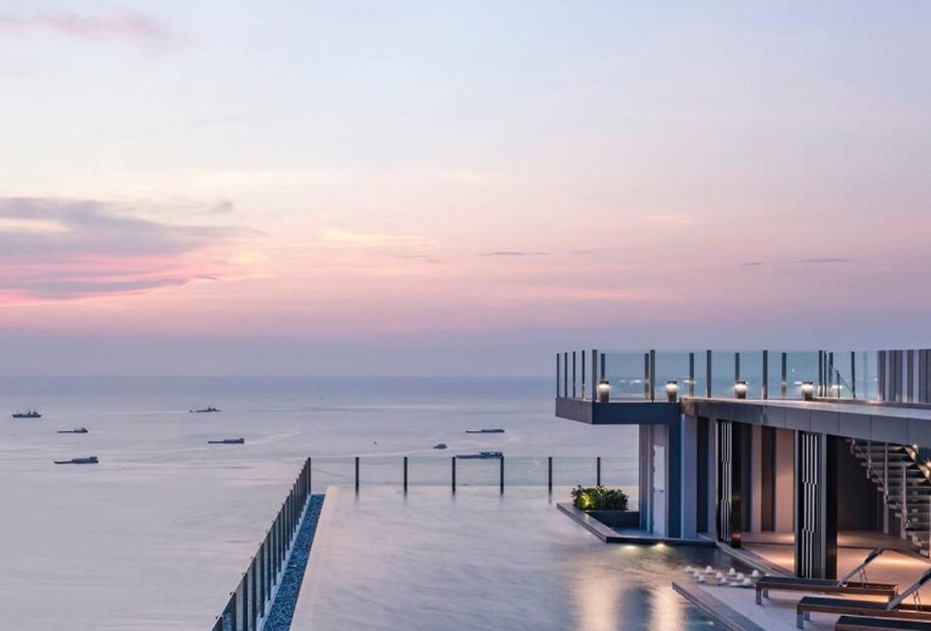 Base海景网红顶层无边泳池 双卧室套房 Pattaya