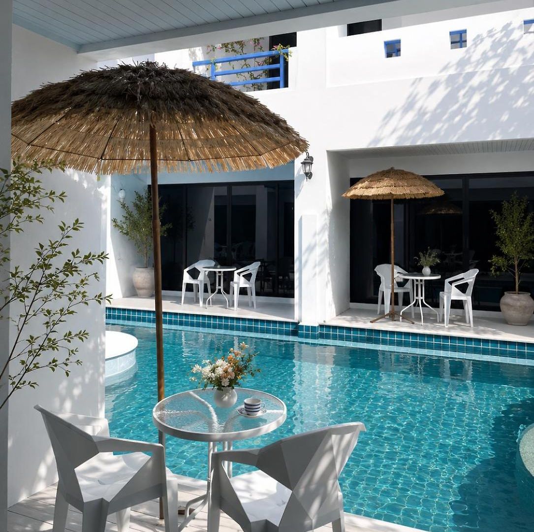 Mona Lisa Pool * Pattaya