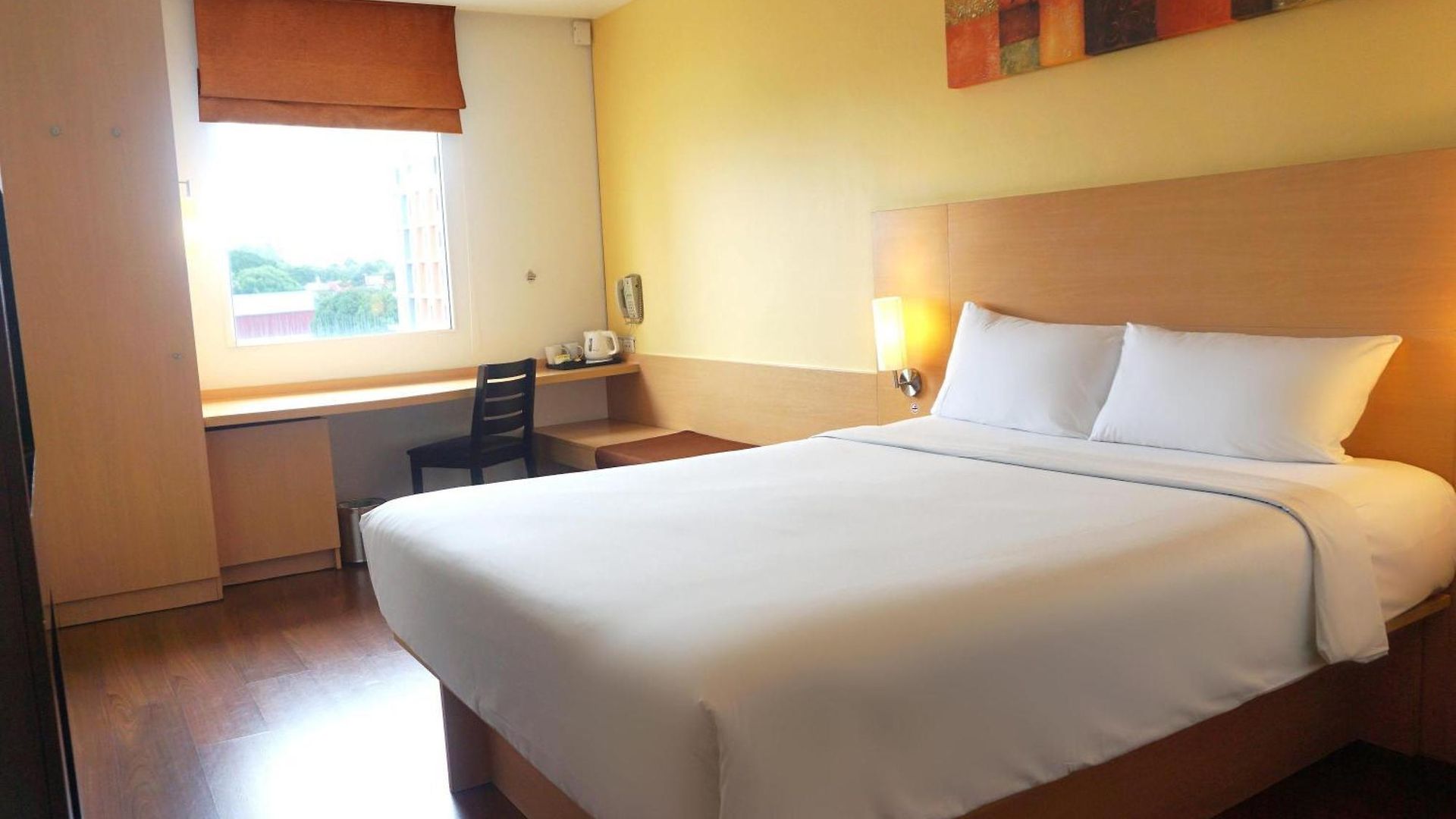 Ibis 3*