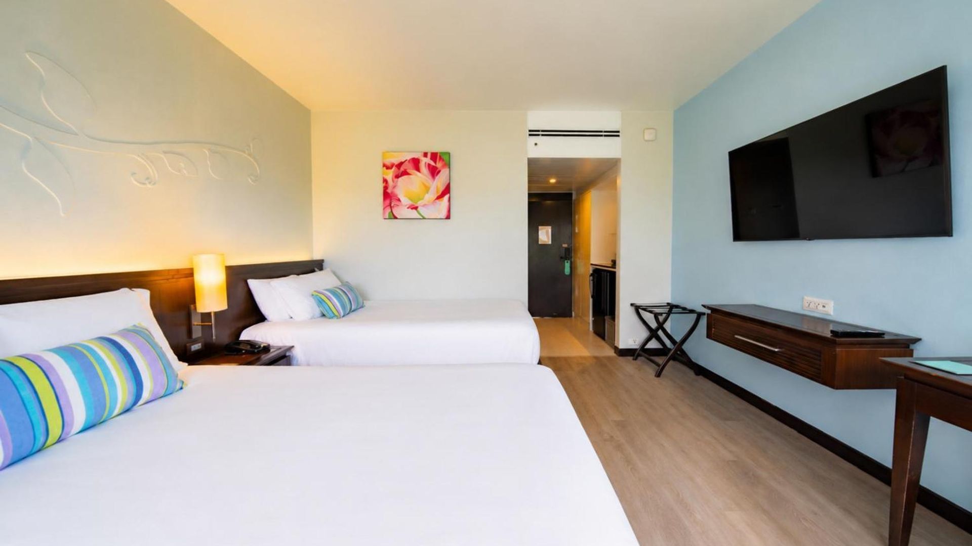 รีสอร์ท The Bayview