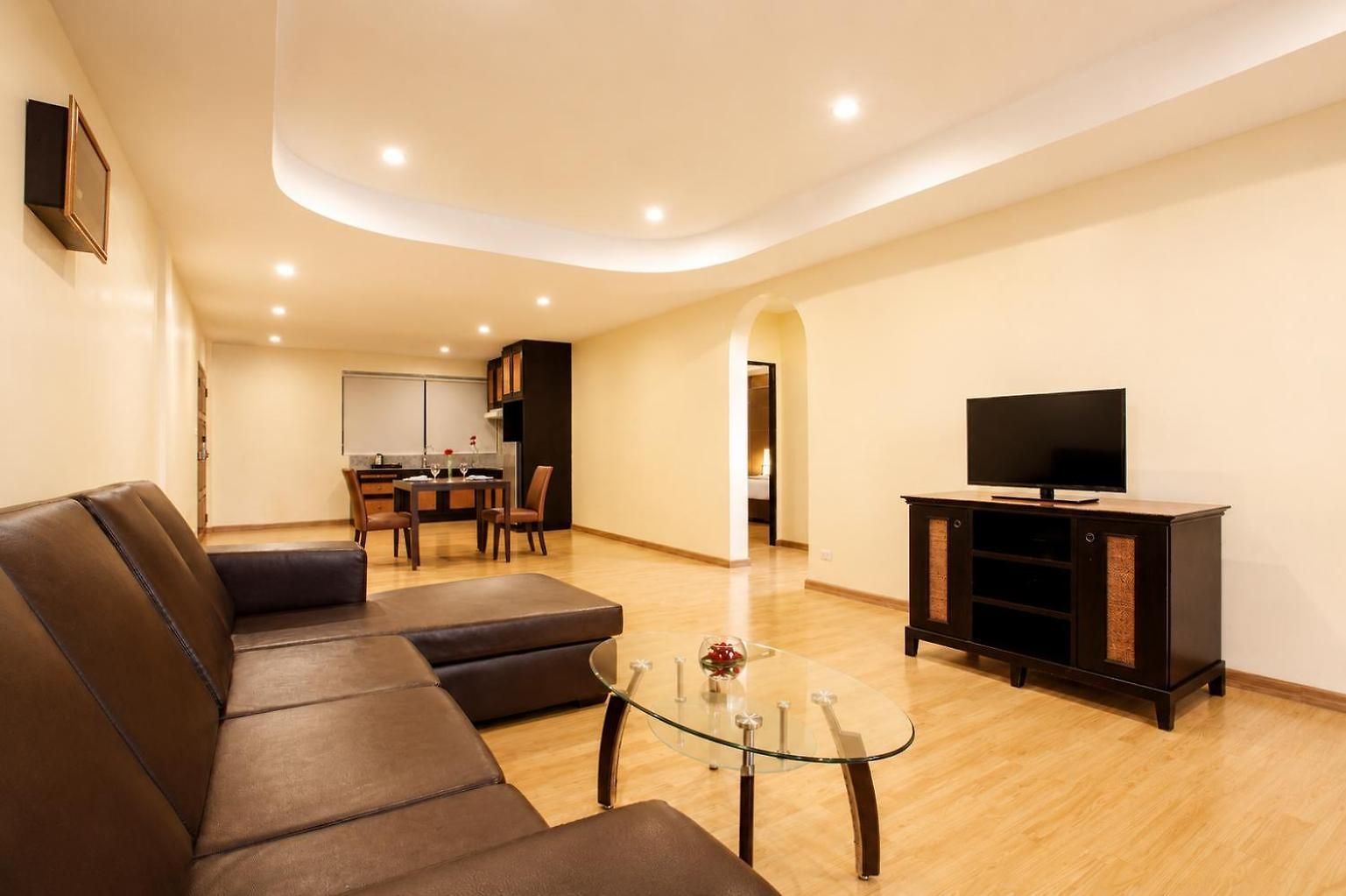 Nova Park โรงแรม 4*