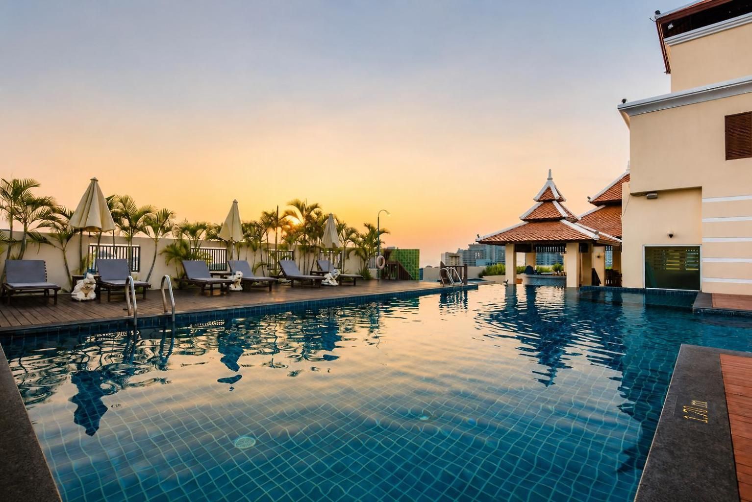 ไอยรา พาเลส 5* Pattaya