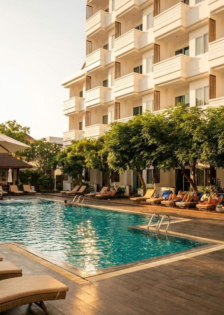 โรงแรม Hill Fresco