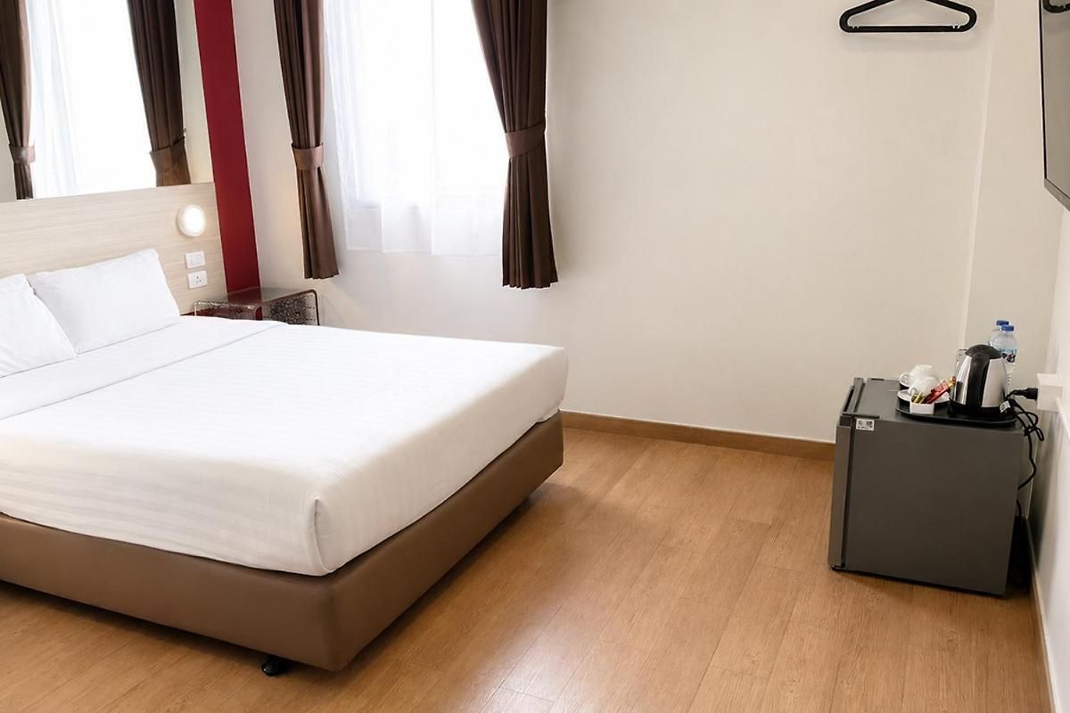 โรงแรม โรงแรมเรด แพลนเนต พัทยา 3*