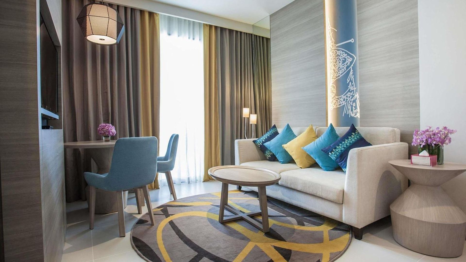 Mercure Ocean 4*