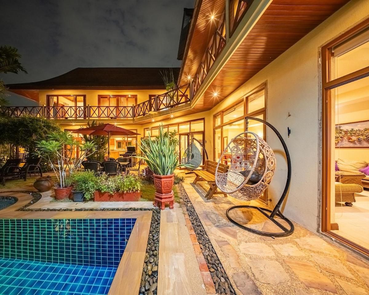 Orchid House Pattaya, Totally Private Pool