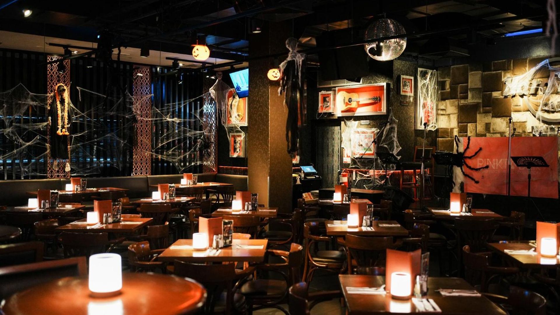 Hard Rock (adults Only) Pattaya