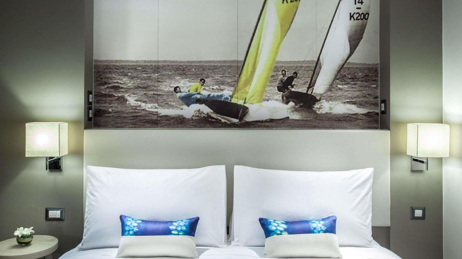 Mercure Ocean 4*