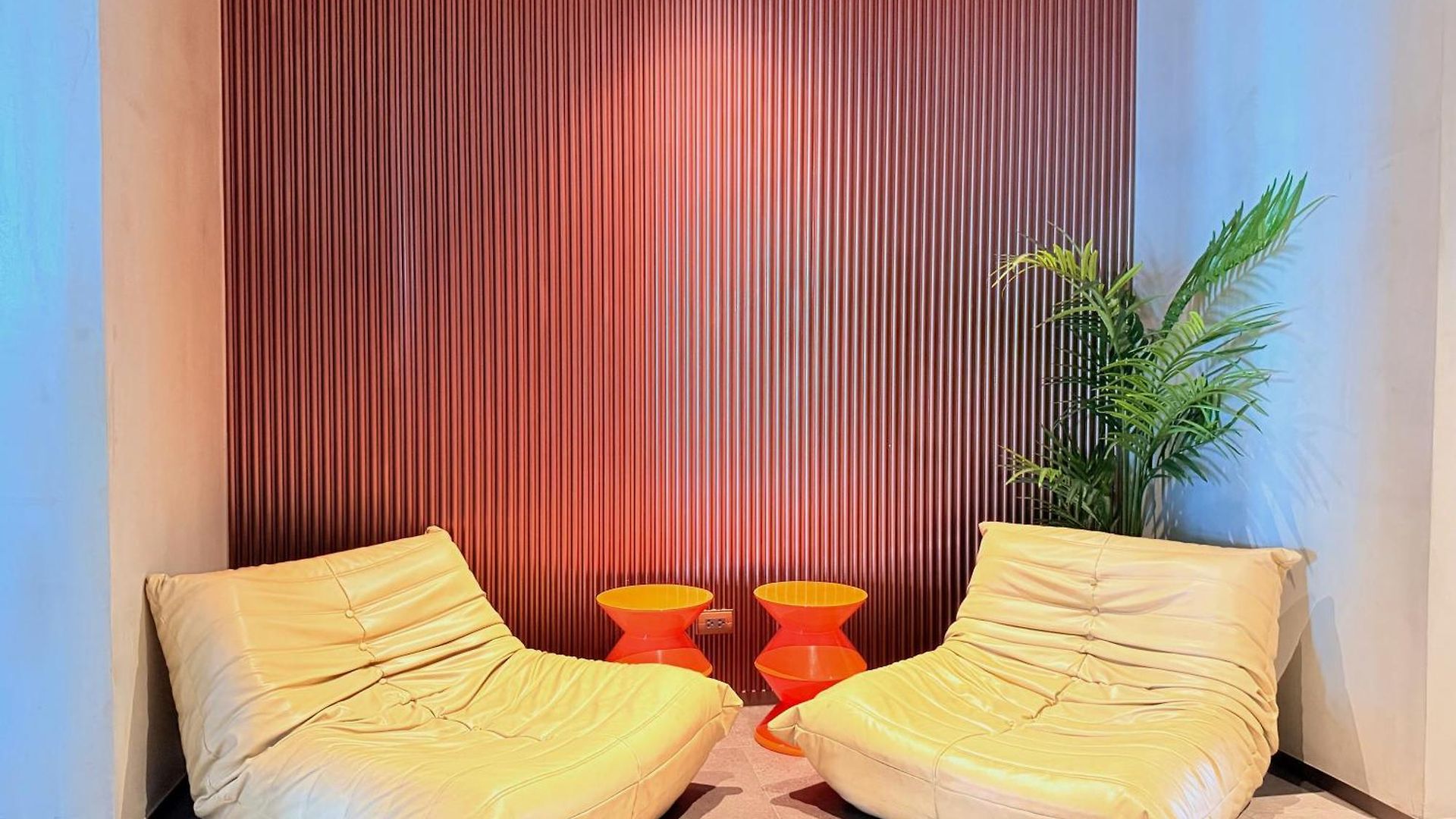 Edge Oasis อพาร์ทเม้น *