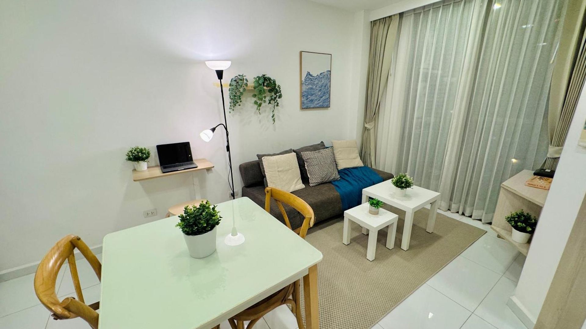 Cozy Ocean Hideaway 400m To & Fast Wi-fi อพาร์ทเม้น Pattaya