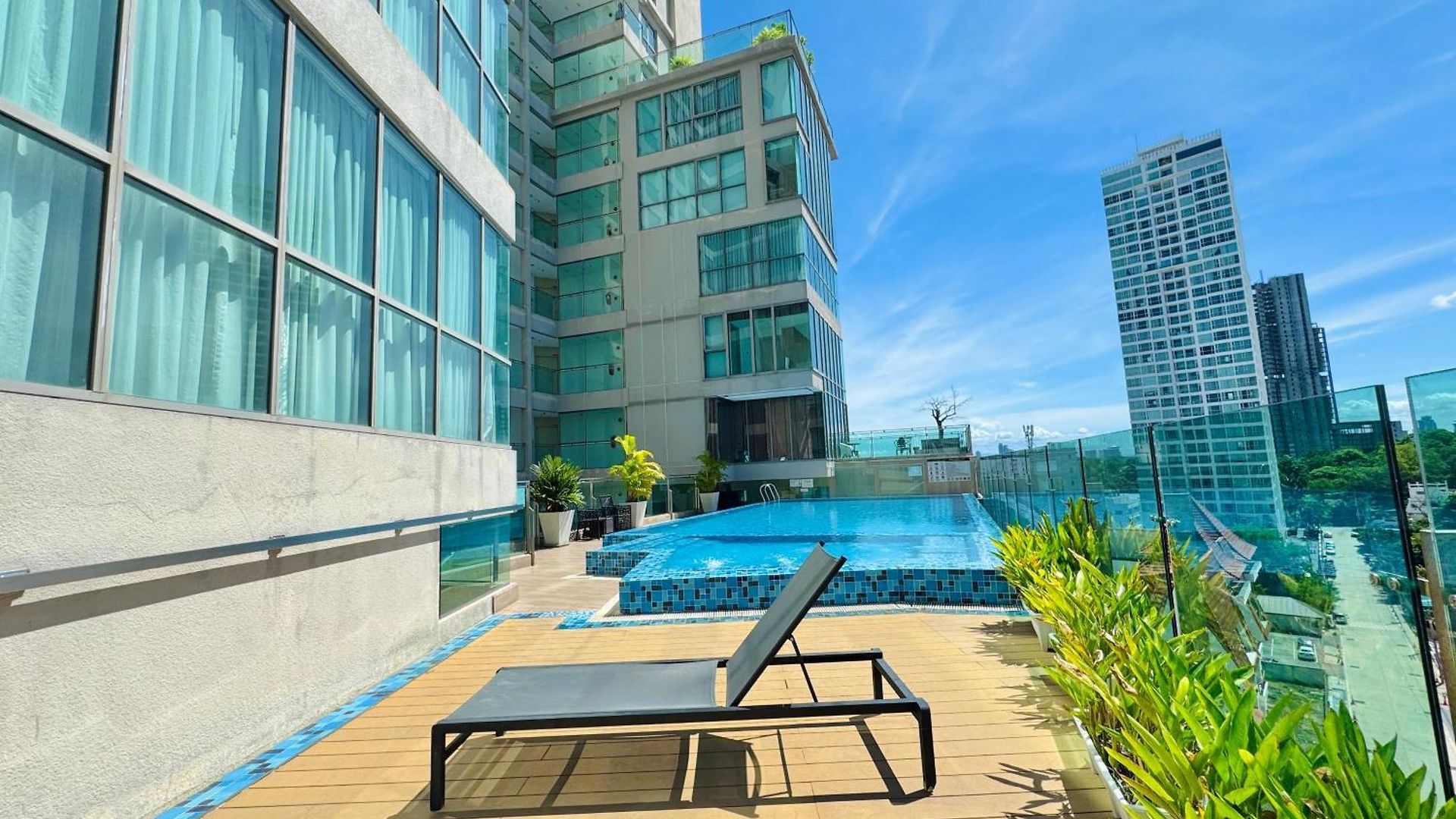 Cozy Ocean Hideaway 400m To & Fast Wi-fi * Pattaya