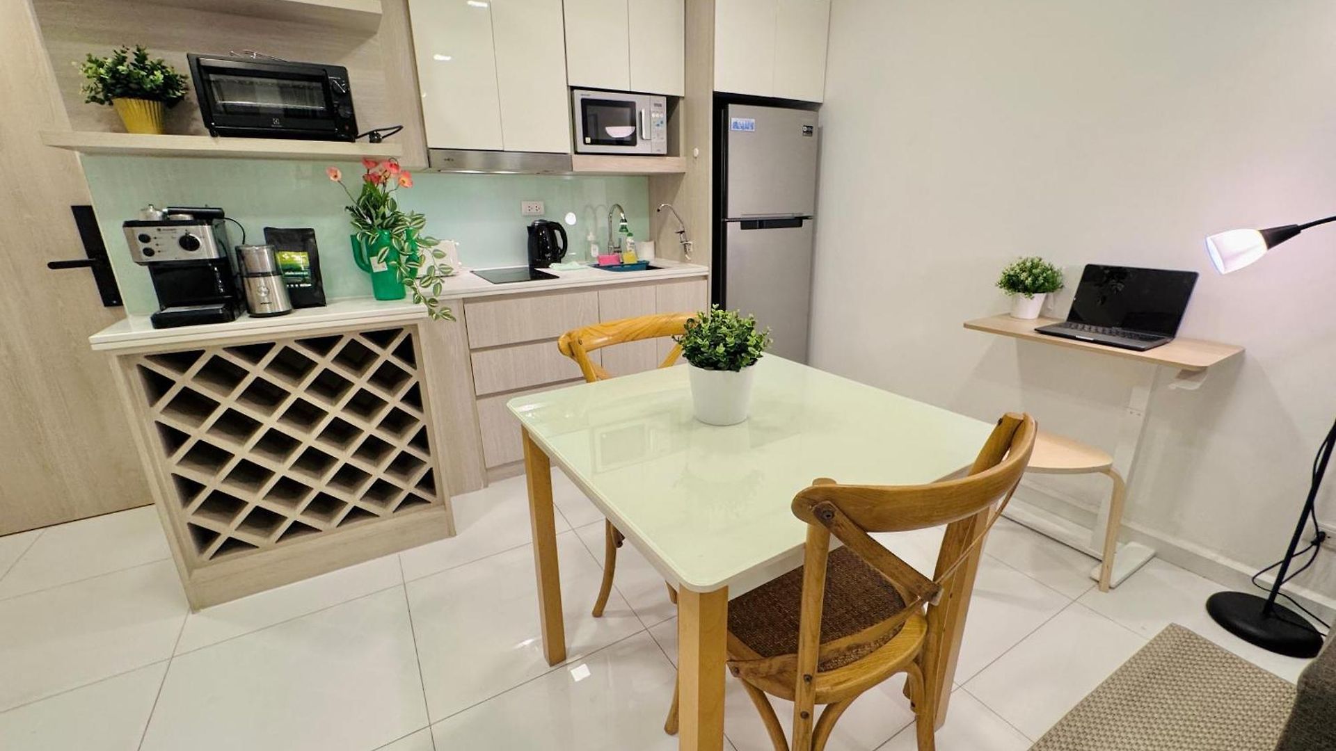 อพาร์ทเม้น Cozy Ocean Hideaway 400m To & Fast Wi-fi