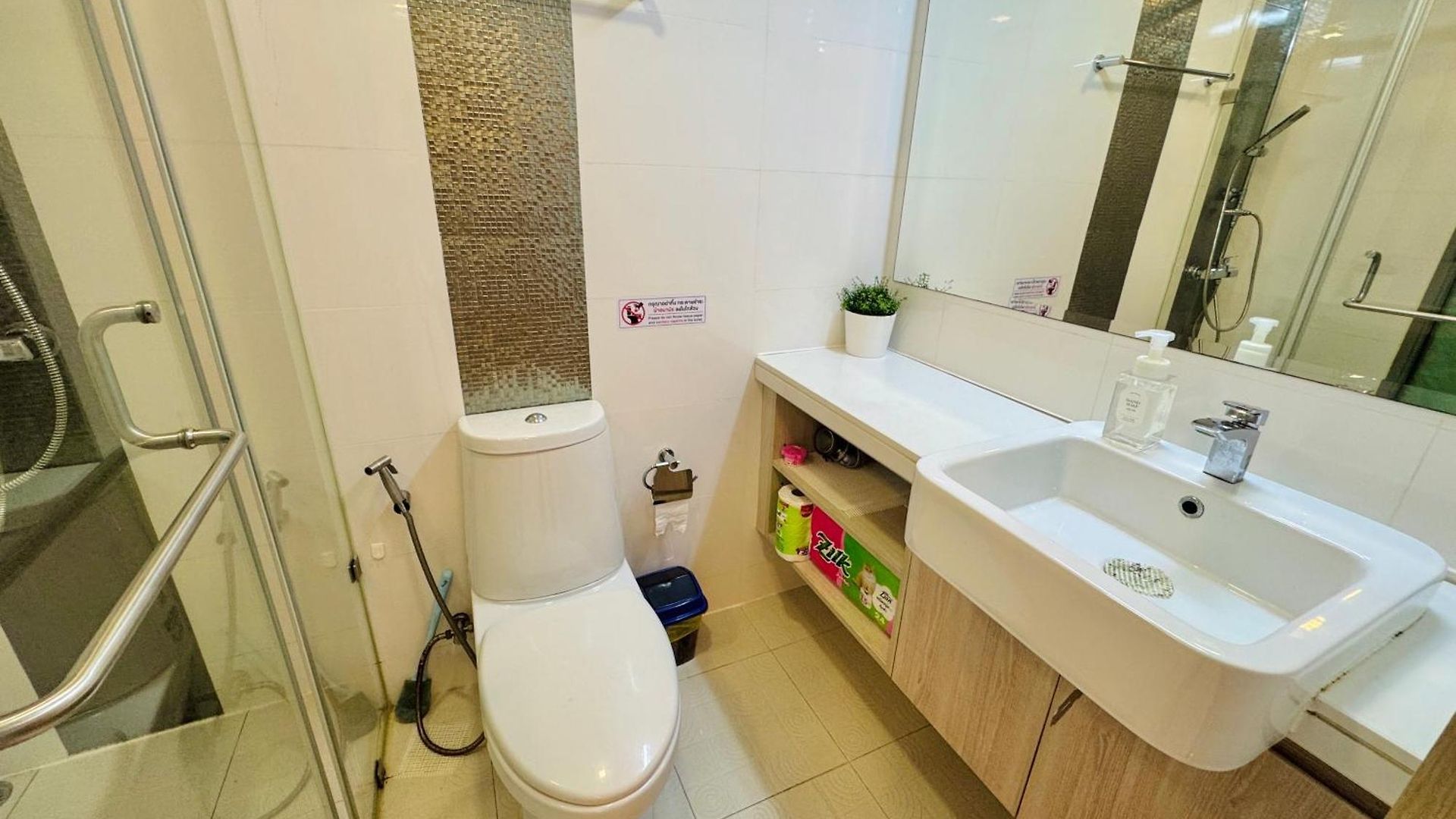 Cozy Ocean Hideaway 400m To & Fast Wi-fi อพาร์ทเม้น