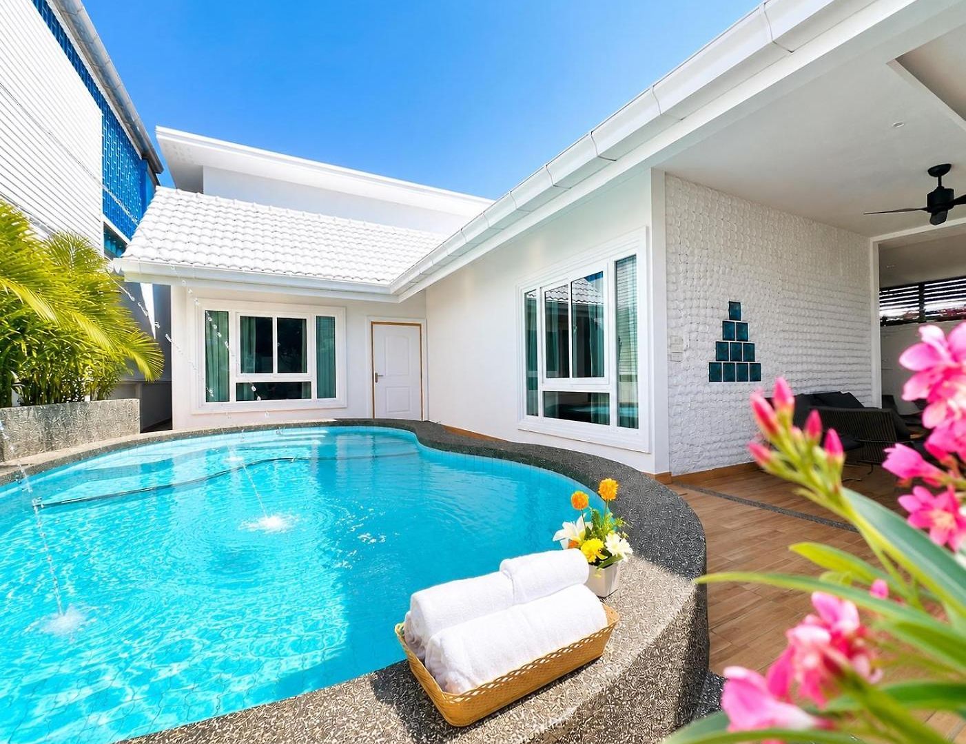 House- 171, Private Pool 4 Bed5bath Near Walking St, Bbq *
