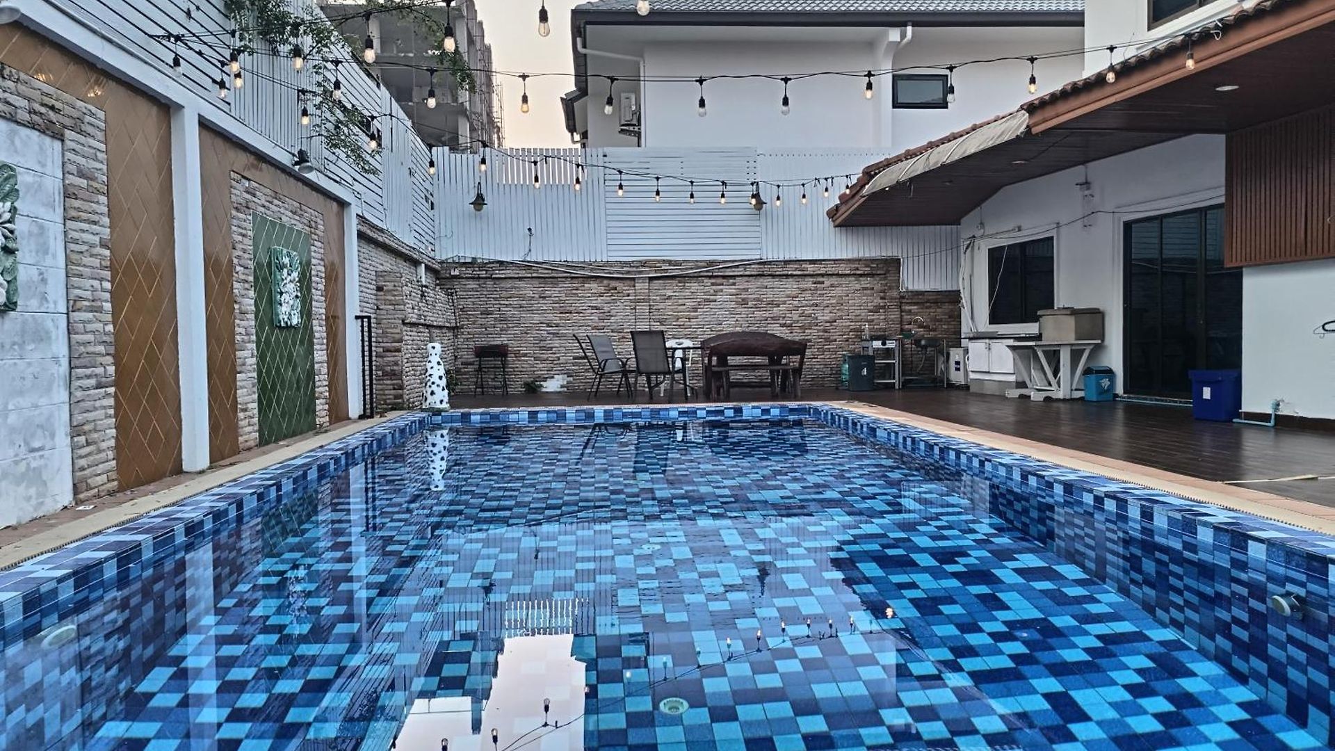 Jomtien 5br Villa *