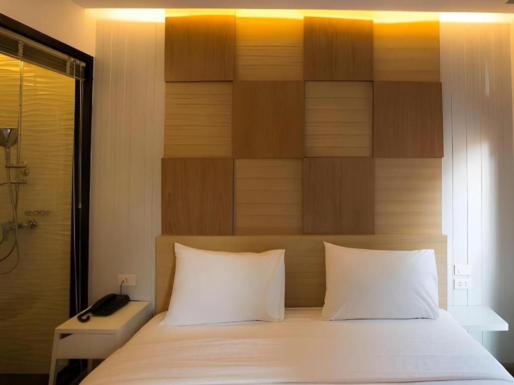 P.72 โรงแรม