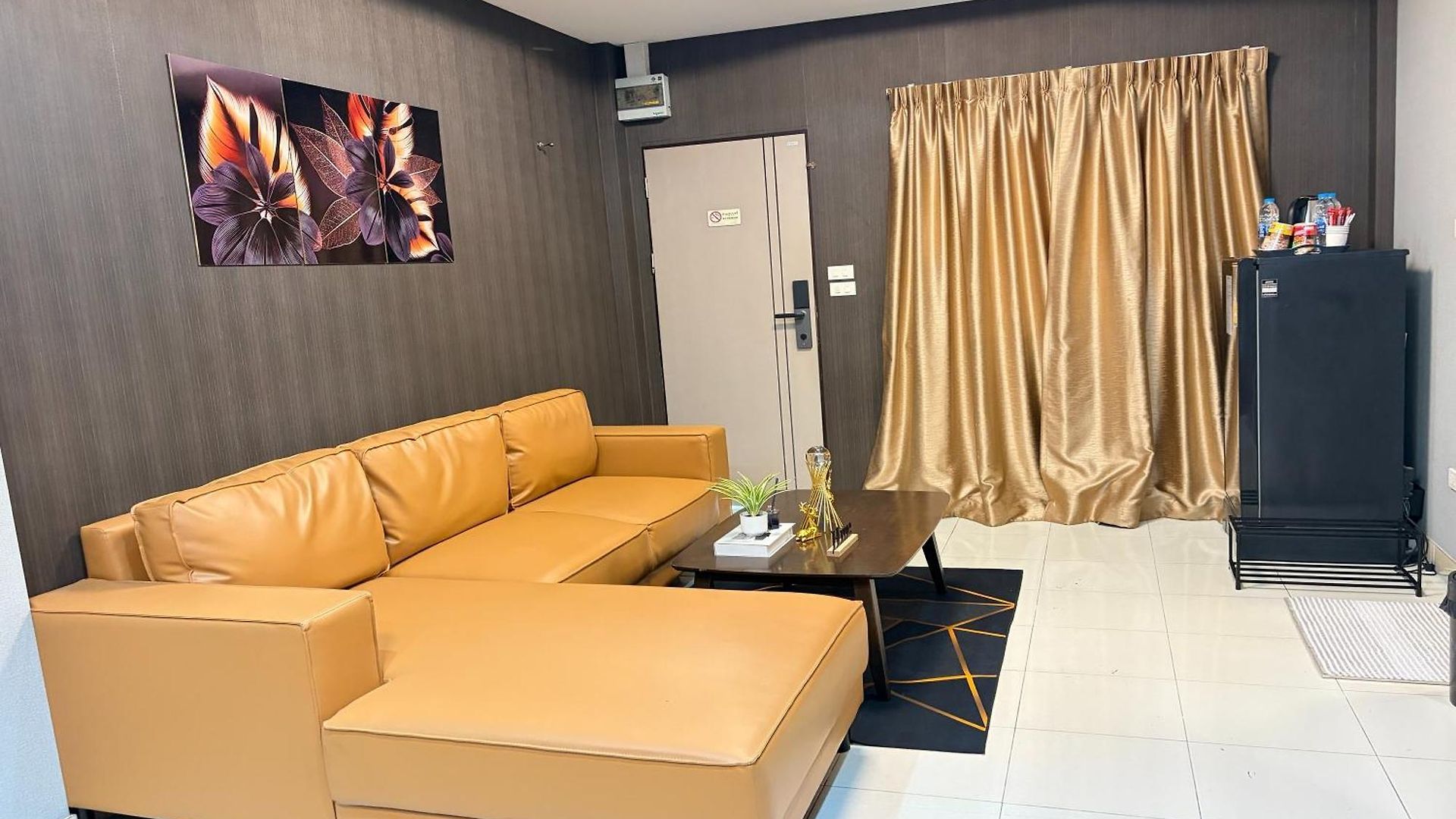 โฮมสเตย์ Marin House Pattaya