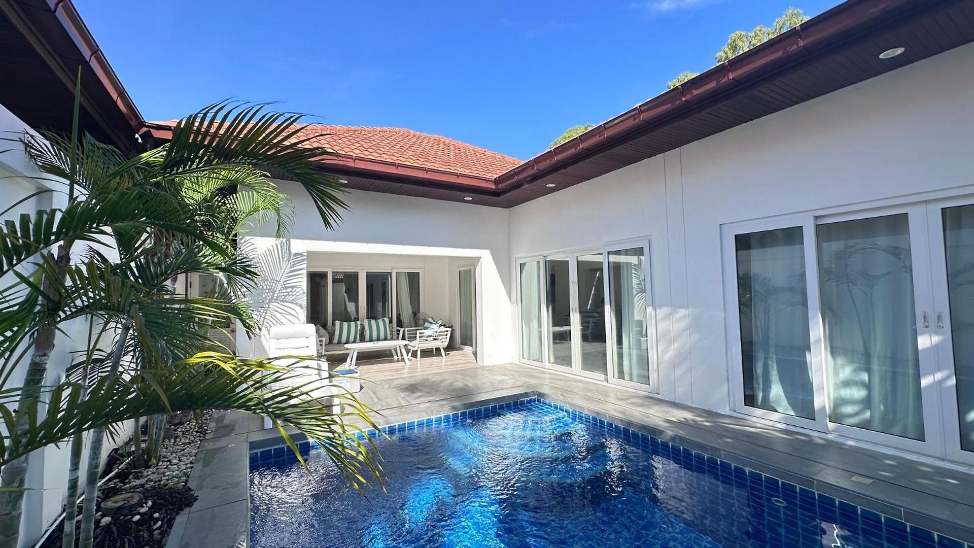 Majestic Pool Private *