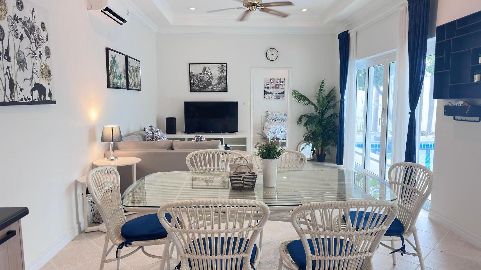 Majestic Pool Private วิลล่า *