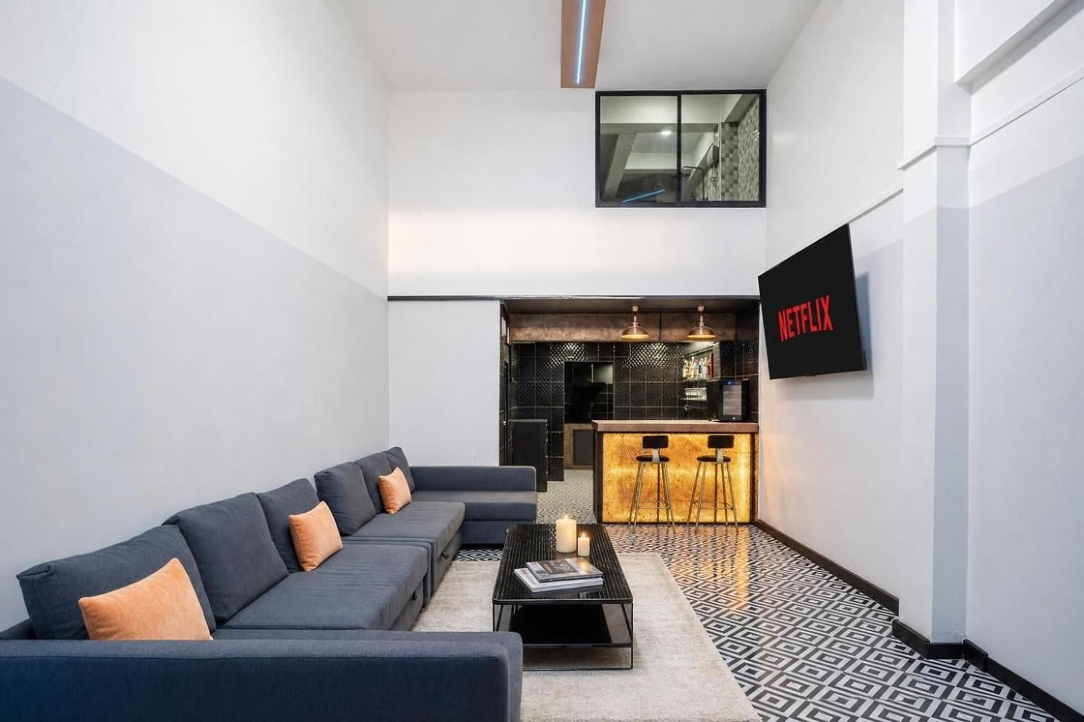 Buakhao Center 5 Bedroom วิลล่า *