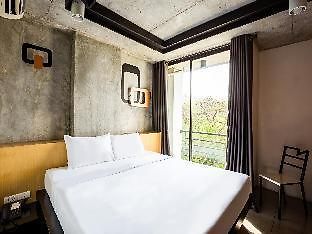 โรงแรม B2 South Premier