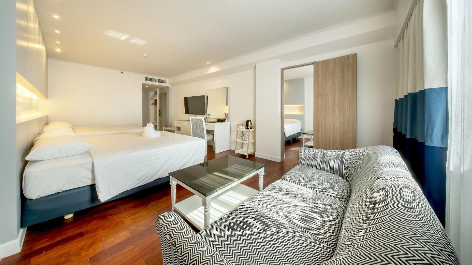Jomtien Palm & - Family-friendly โรงแรม