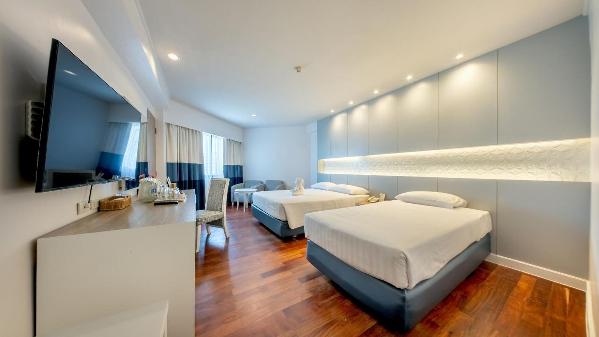 โรงแรม Jomtien Palm & - Family-friendly Pattaya