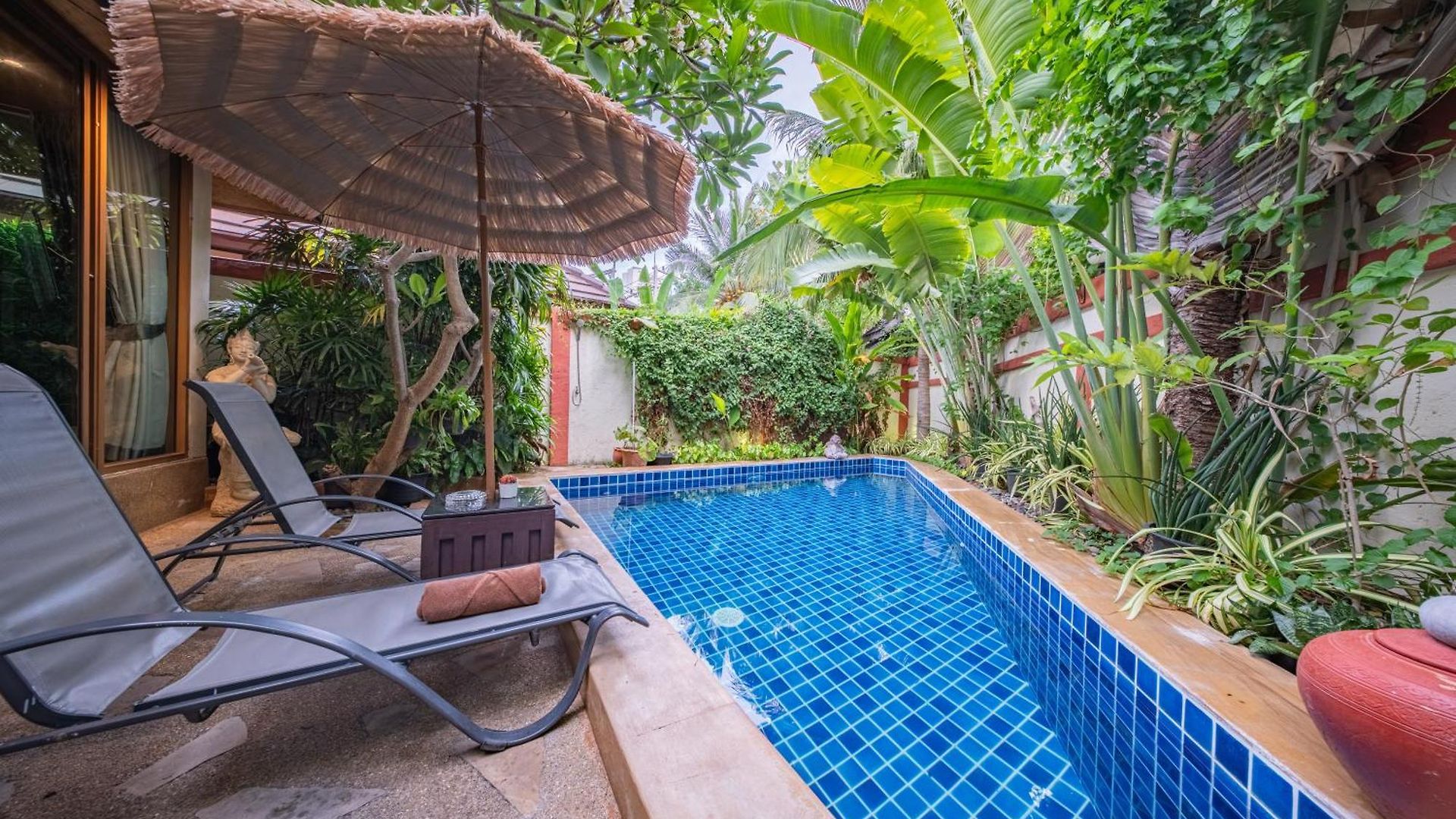 I, Totally Private Pool *