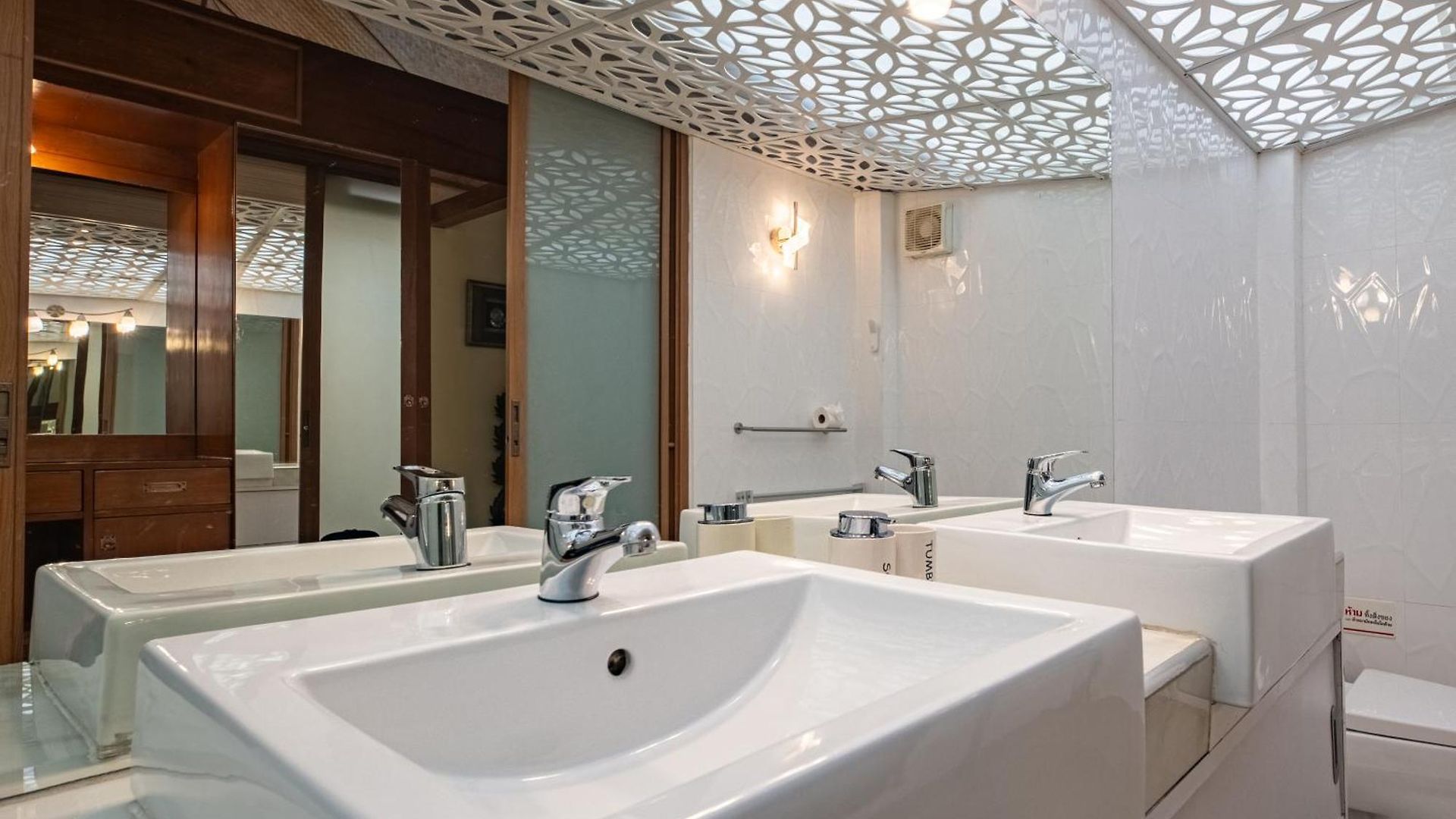 Iii, Totally Private Pool อพาร์ทเม้น *