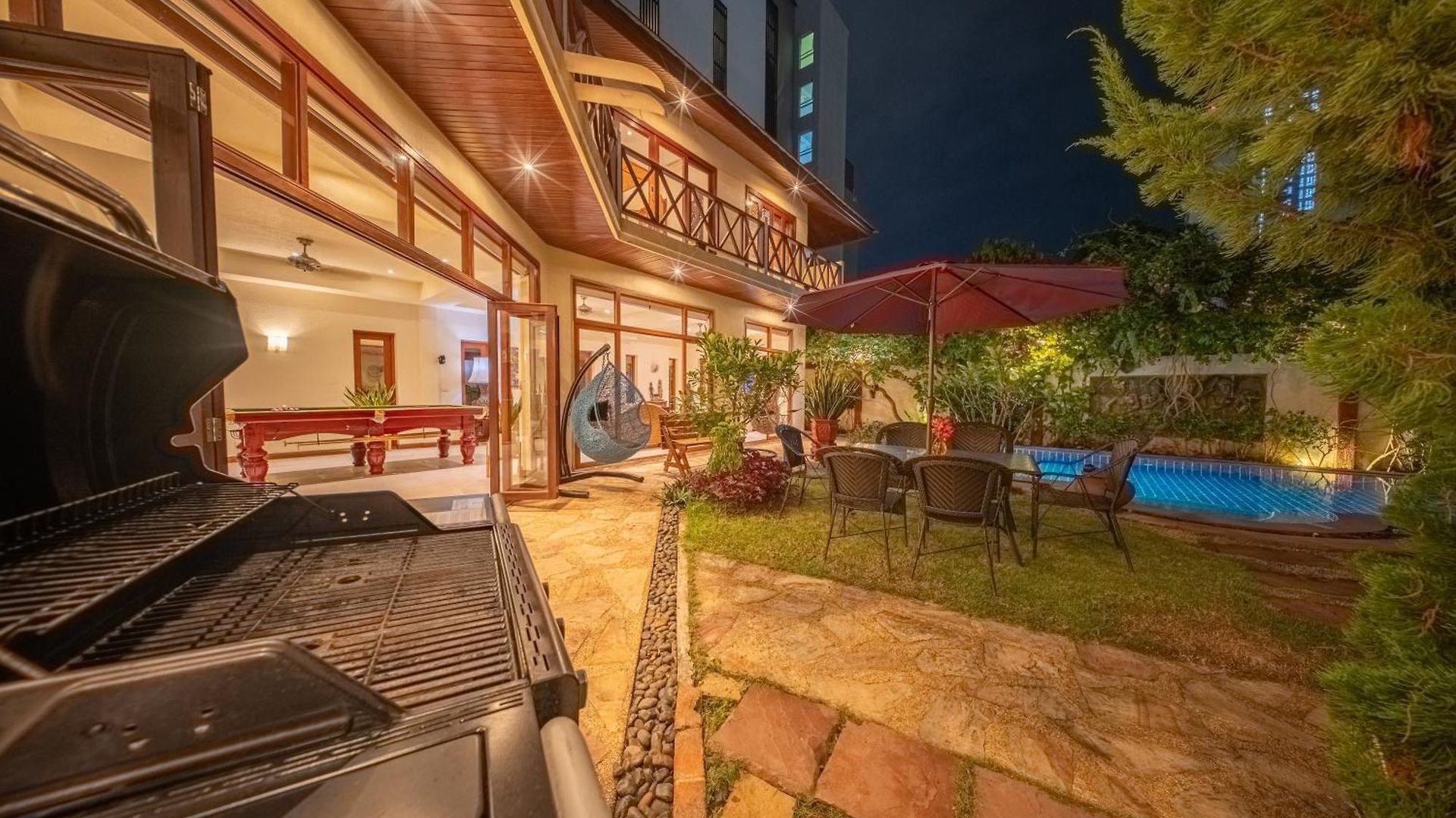 Orchid House Pattaya, Totally Private Pool