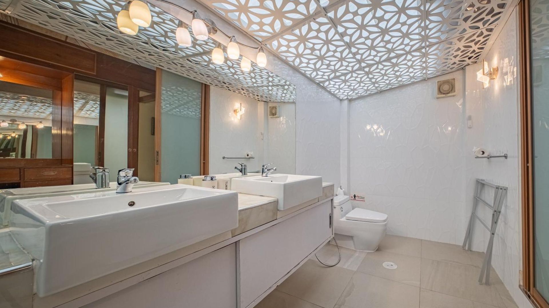 Iii, Totally Private Pool อพาร์ทเม้น Pattaya