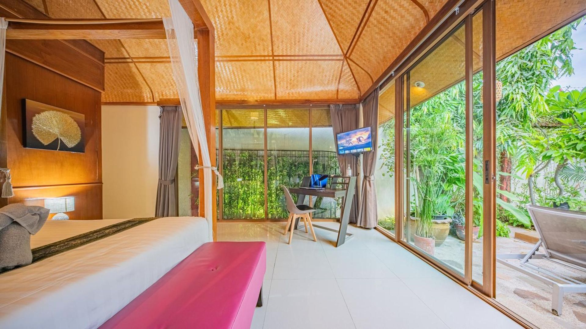 Iii, Totally Private Pool