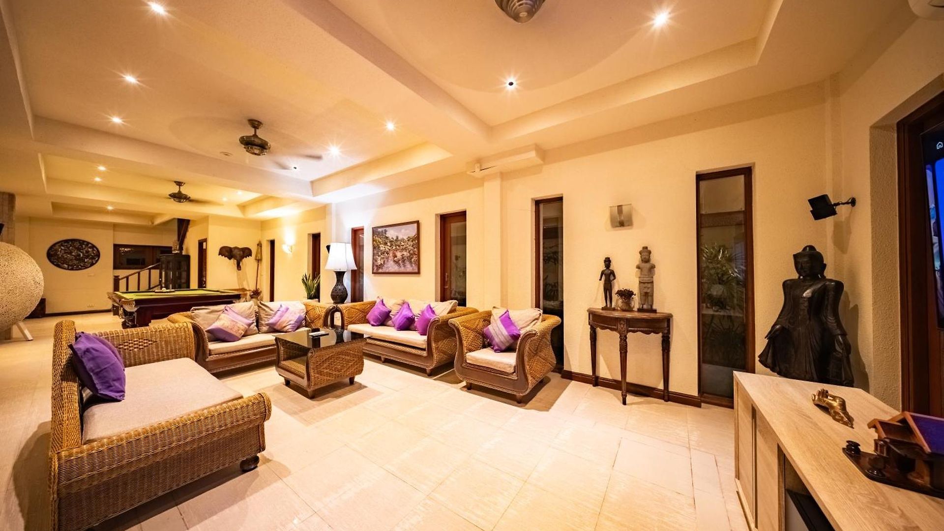 Orchid House Pattaya, Totally Private Pool