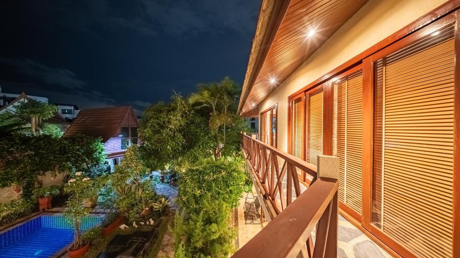 Orchid House Pattaya, Totally Private Pool * Pattaya